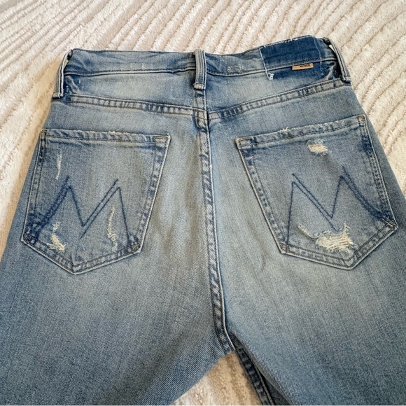 Mother High Waisted Rider Skimp Jeans in The Confession Wash - Picture 6 of 15